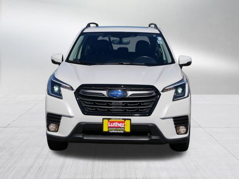 Certified 2023 Subaru Forester Limited w/ Popular Package #2 AWD/4WD image 2