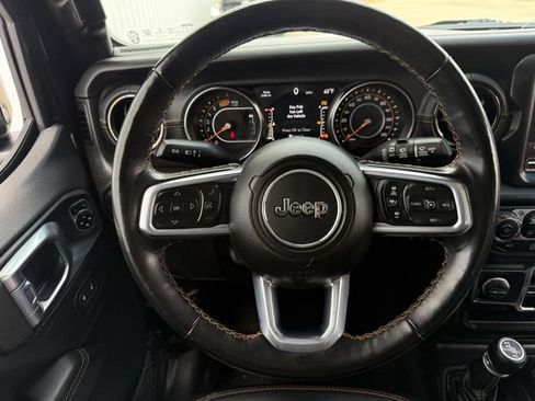 Used 2021 Jeep Wrangler Unlimited Sahara image 12