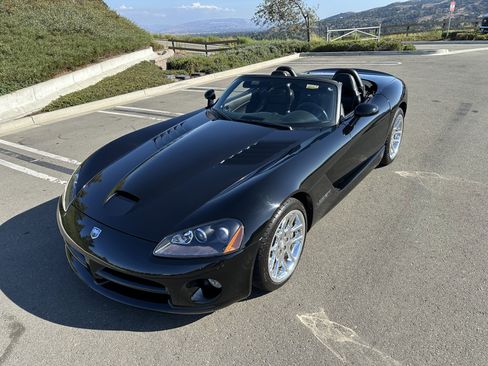 Used 2003 Dodge Viper SRT-10 image 21