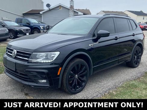 Used 2021 Volkswagen Tiguan SE R-Line image 1