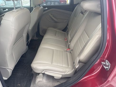 Used 2015 Ford Escape Titanium image 27