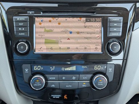 Used 2022 Nissan Rogue Sport SL image 19