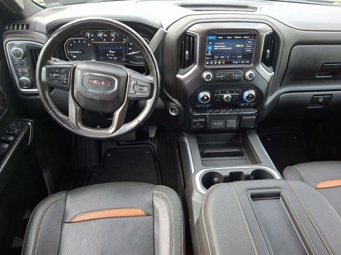 Used 2022 GMC Sierra 2500 AT4 w/ Gooseneck/5TH Wheel Package AWD/4WD image 11