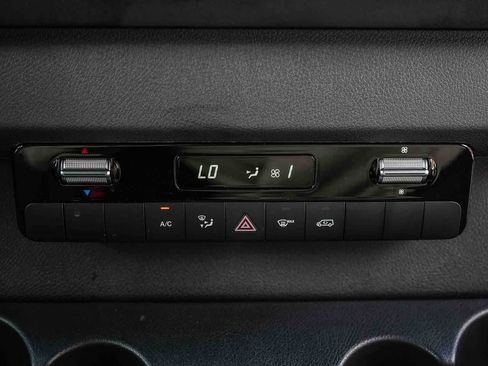 Used 2025 Mercedes-Benz Sprinter 2500 image 17