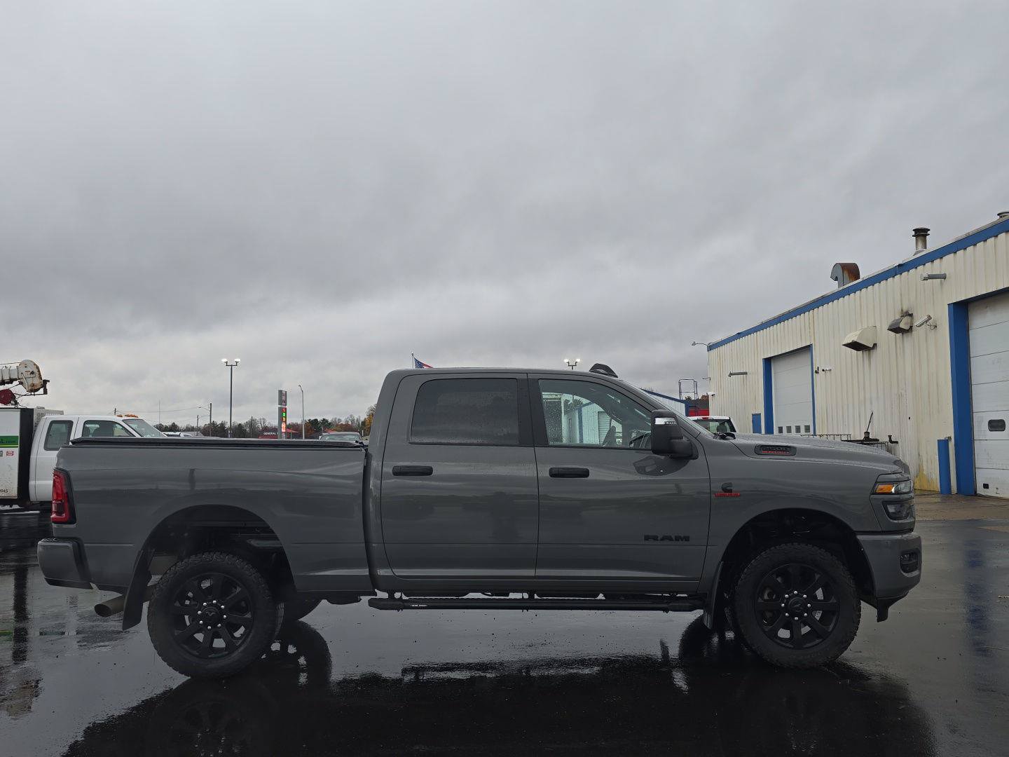 Used 2026 RAM 2500 Big Horn AWD/4WD image 6