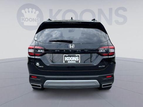 Used 2025 Honda Pilot Elite image 5