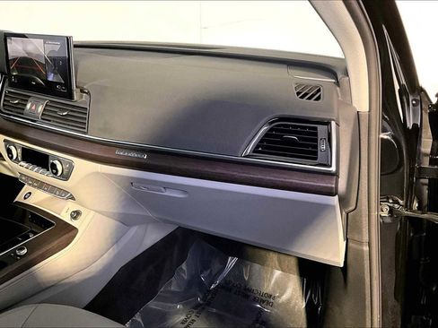 Used 2023 Audi Q5 2.0T Premium Plus w/ Premium Plus Package image 18