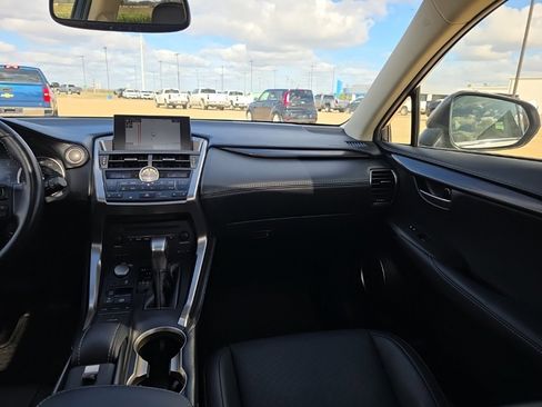 Used 2017 Lexus NX 200t FWD image 17