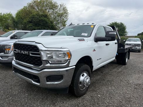 Used 2024 RAM 3500 SLT w/ Quick Order Package 2YG SLT image 4