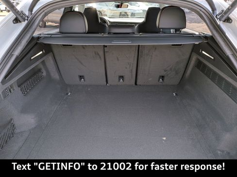 New 2026 Audi SQ8 Prestige image 14