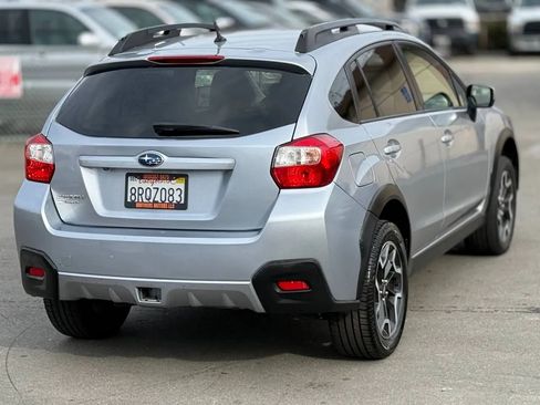 Used 2017 Subaru Crosstrek 2.0i Premium image 16