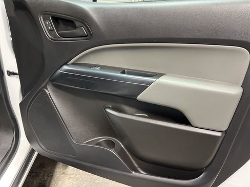Used 2021 Chevrolet Colorado W/T w/ Custom Special Edition image 11