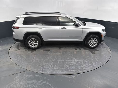 New 2026 Jeep Grand Cherokee L Laredo image 44