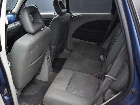 Used 2007 Chrysler PT Cruiser Touring FWD image 6