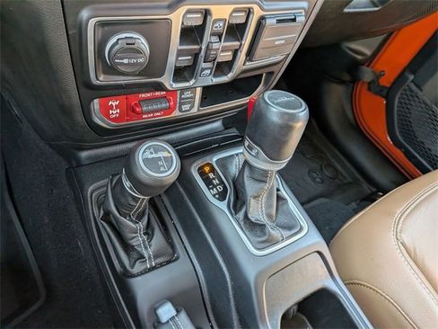 Used 2020 Jeep Gladiator Rubicon image 16