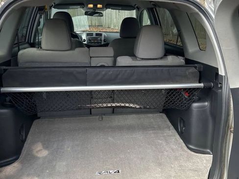 Used 2012 Toyota RAV4 4WD image 24