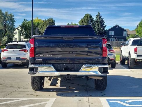 Used 2024 Chevrolet Silverado 1500 LT AWD/4WD image 7