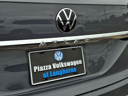 Used 2022 Volkswagen Atlas Cross Sport SEL R-Line w/ Cross Sport MDO Package AWD/4WD image 29