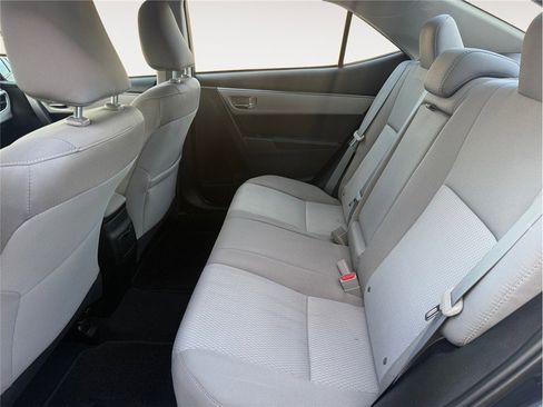 Used 2016 Toyota Corolla LE FWD image 13