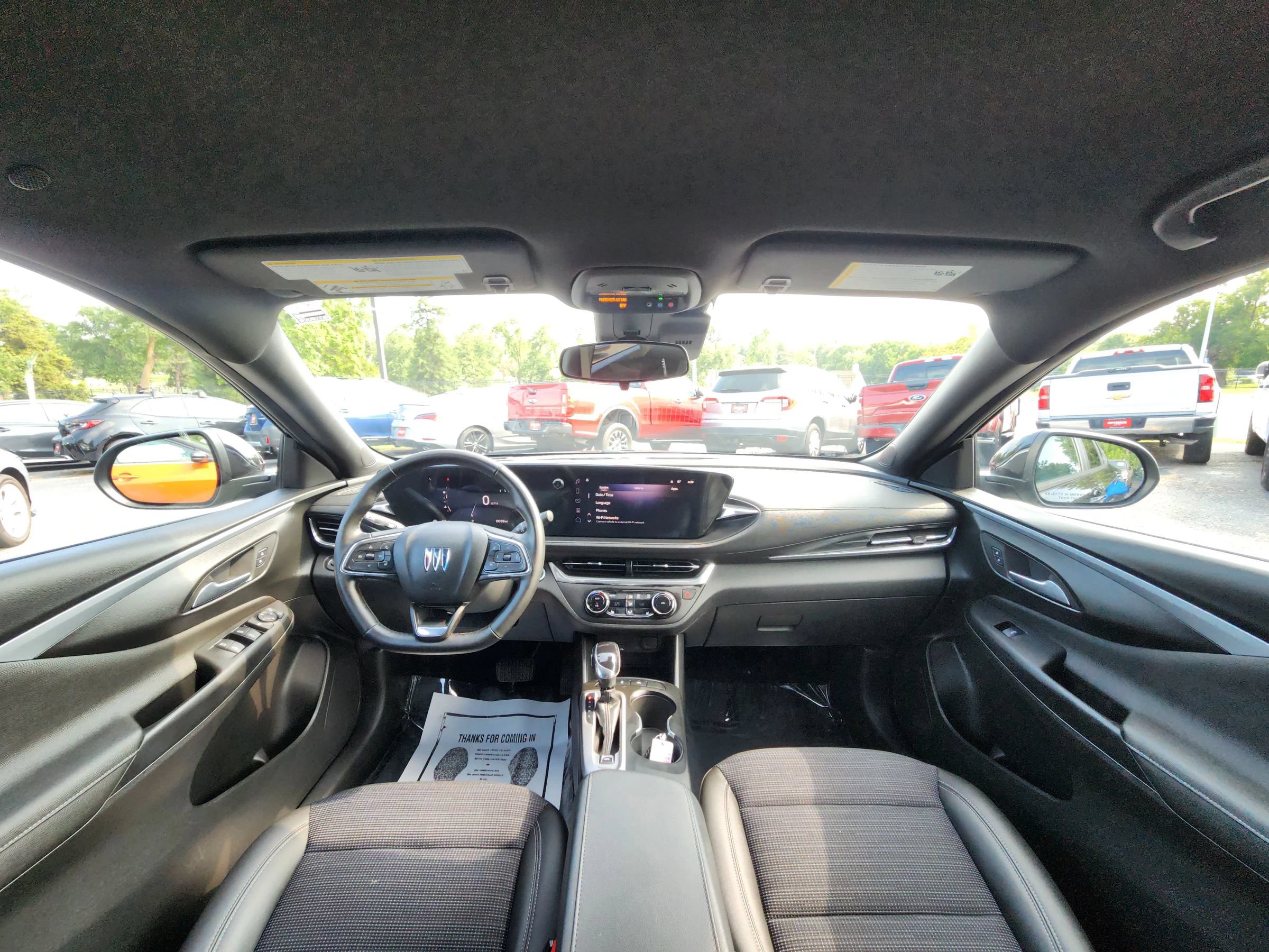 Used 2024 Buick Envista Sport Touring w/ Convenience I Package FWD image 9