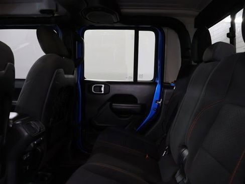 Used 2022 Jeep Gladiator Rubicon w/ Trailer Tow Package image 30