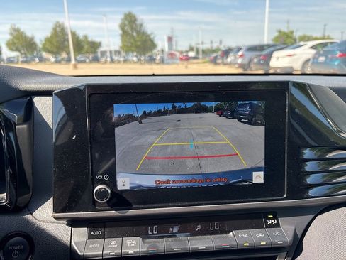 Used 2025 Toyota Camry LE FWD image 24