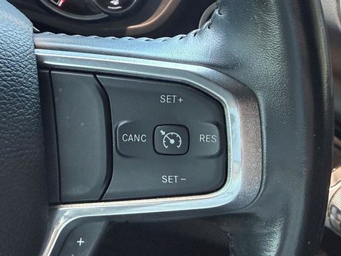 Used 2022 RAM 1500 Laramie AWD/4WD image 22