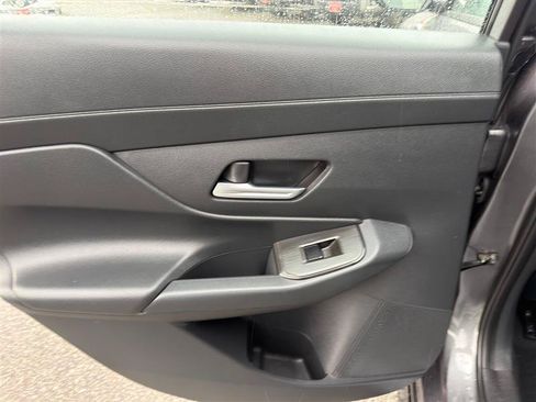 Used 2026 Nissan Sentra SR w/ Floor Mat Package FWD image 21