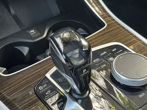 Used 2020 BMW X5 sDrive40i w/ Premium Package image 23