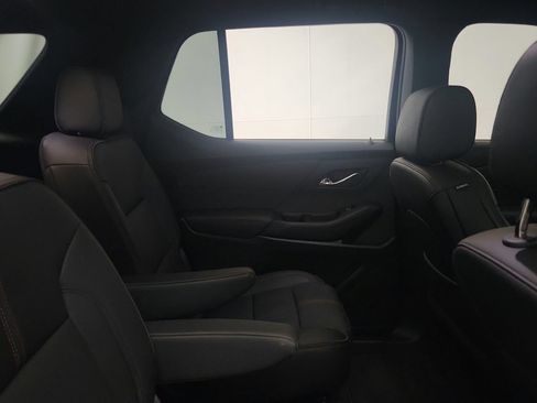 Used 2023 Chevrolet Traverse RS AWD/4WD image 26
