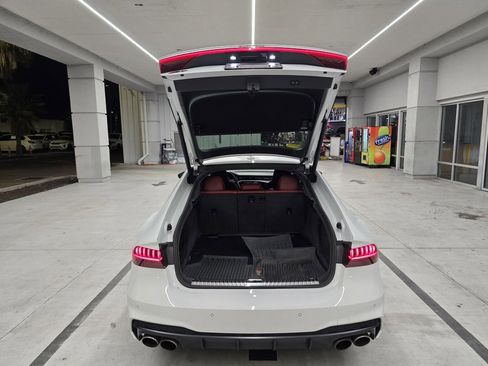 Used 2022 Audi S7 Prestige w/ Prestige Package image 38