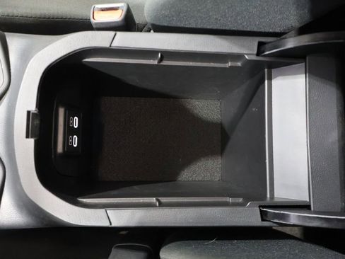 Certified 2024 Toyota RAV4 XLE image 33