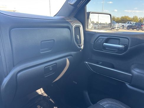 Used 2022 GMC Sierra 1500 AT4 w/ AT4 Premium Package image 21