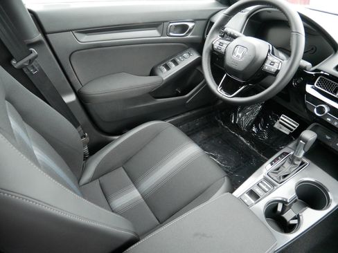 New 2026 Honda Civic Sport image 9