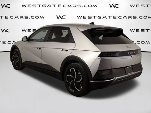 Used 2024 Hyundai Ioniq 5 SEL RWD image 44