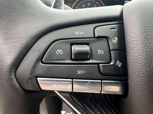 Used 2024 Cadillac XT6 Sport w/ Technology Package AWD/4WD image 18