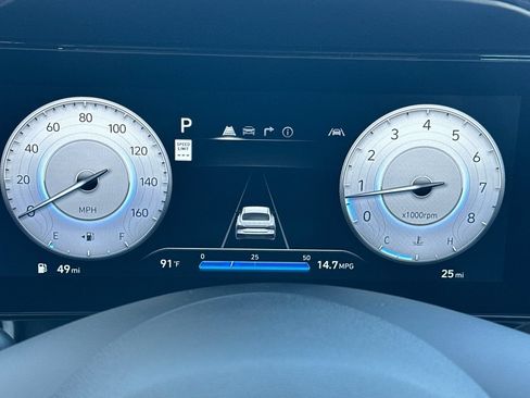 Used 2026 Hyundai Elantra Limited FWD image 27