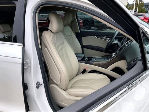 Used 2016 Lincoln MKX Select w/ Select Plus Package image 7