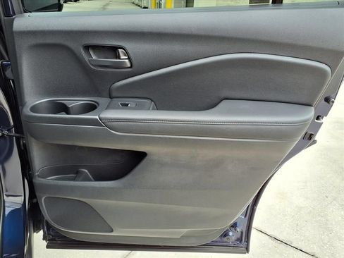 Used 2024 Honda Passport EX-L image 12