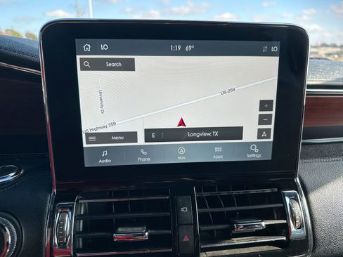 Used 2021 Lincoln Navigator Reserve w/ Luxury Package image 18