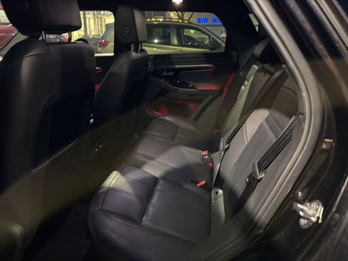 Used 2022 Land Rover Range Rover Evoque SE image 18