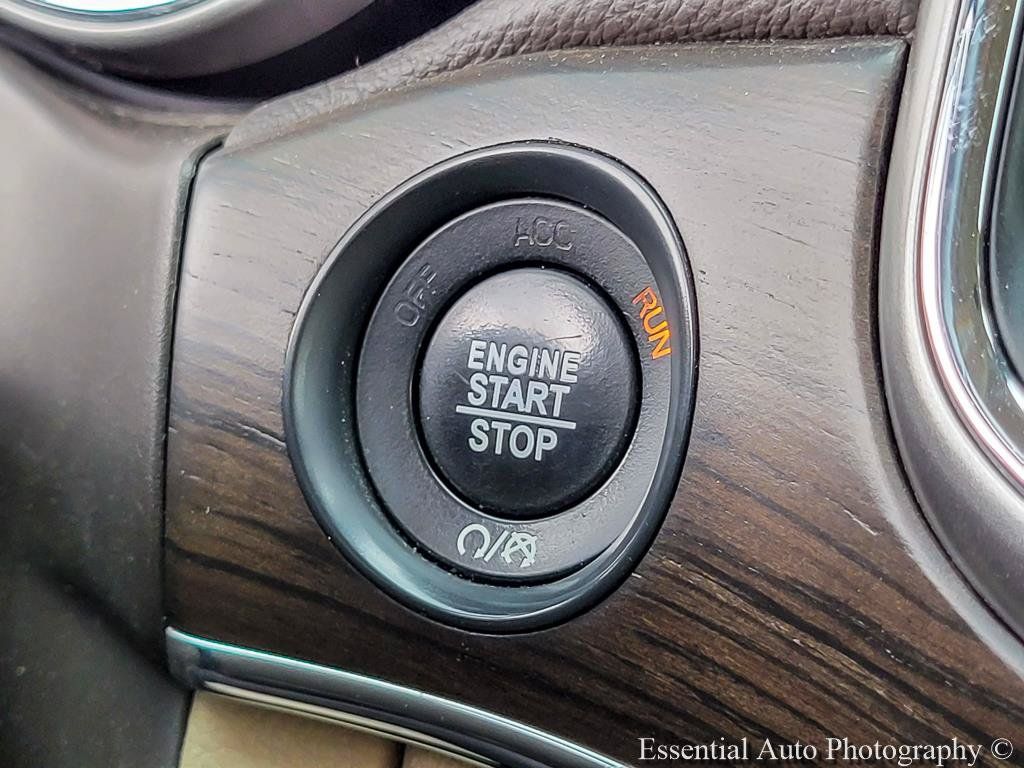 Used 2018 Jeep Grand Cherokee Overland AWD/4WD image 19