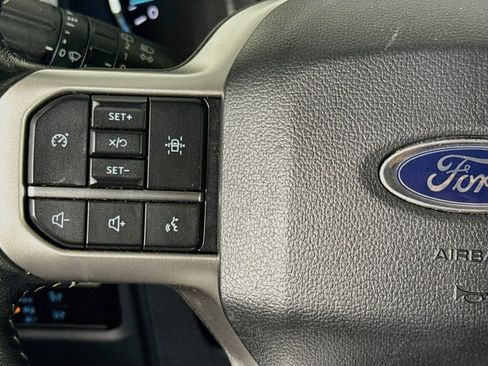 Used 2024 Ford Expedition Max XLT RWD image 11