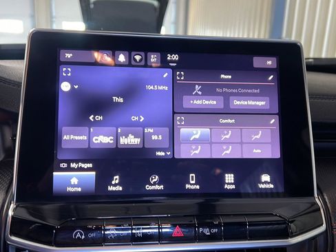 Used 2025 Jeep Compass Trailhawk image 10