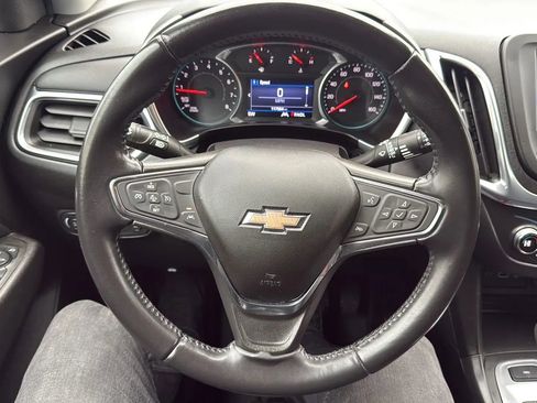 Used 2021 Chevrolet Equinox LT AWD/4WD image 10