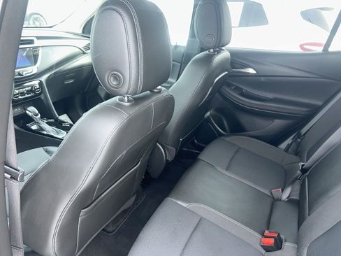 Used 2023 Buick Encore GX Select image 11