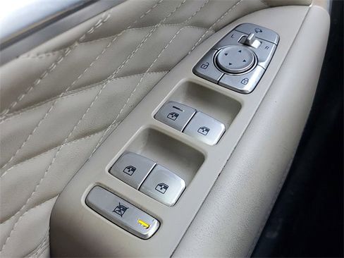 Used 2019 Genesis G70 2.0T Advanced w/ Prestige Package image 21