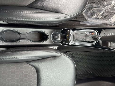 Used 2020 Jeep Compass Latitude image 25