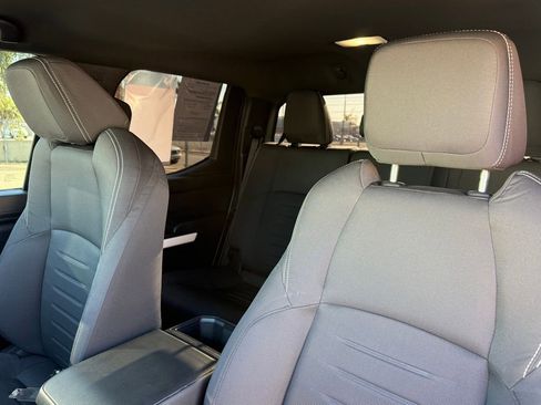 Certified 2024 Toyota Tacoma TRD Off-Road AWD/4WD image 18