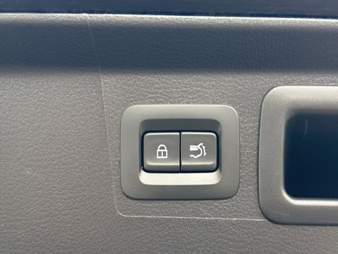 Used 2025 MAZDA CX-50 AWD 2.5 S w/ Preferred Package image 30